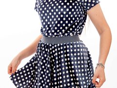 Compleu catifea, fusta + tricou gri-alb -Fusta clos, tricou la baza gatului